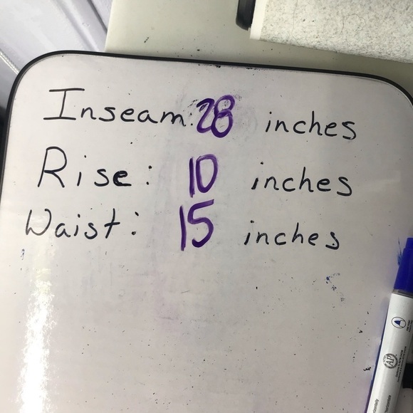 Forever 21 Distressed Dark Wash Boot Cut Jeans Size 27 - Picture 8 of 8